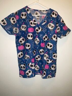 (PANDA) Women Scrub Top Size (Large)